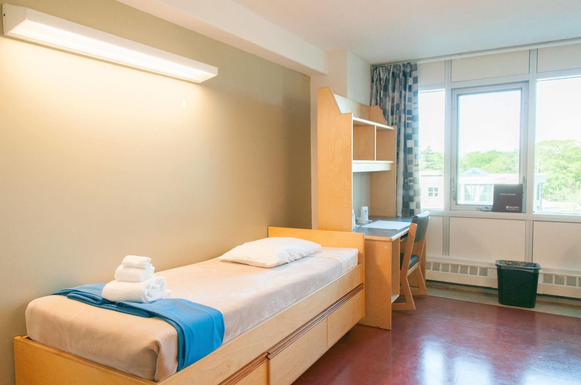 Saint Mary'S University Residence Summer Accommodations Halifax Exterior photo