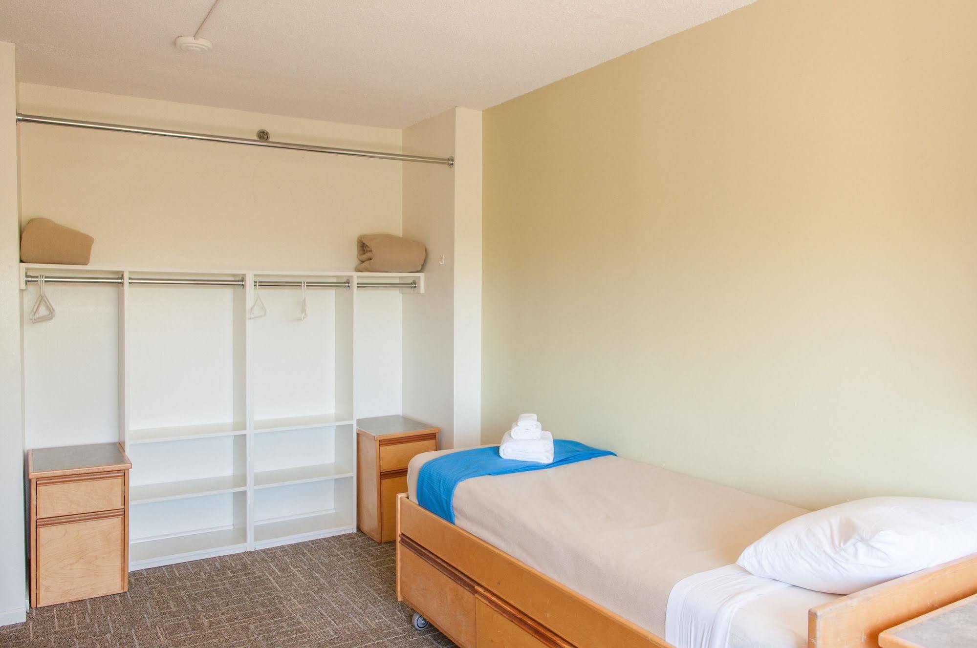 Saint Mary'S University Residence Summer Accommodations Halifax Exterior photo